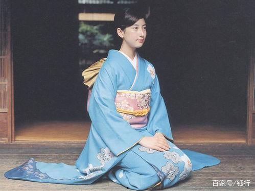 沈凡汝和服吃瓜群,揭秘娱乐圈幕后风云